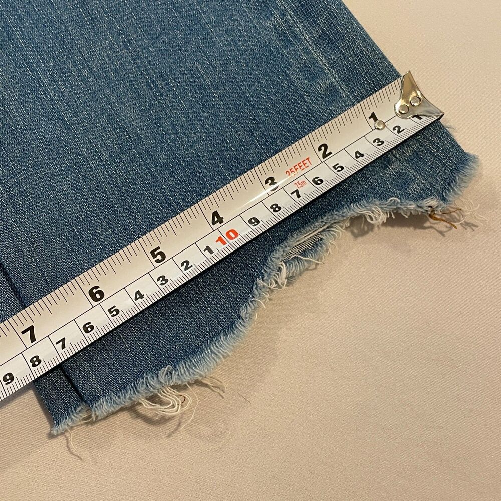 ~ Madewell 25 Jeans Cali Demi-Boot Raw Hem Button Light/Med Blue Wash Women's - Picture 10 of 15